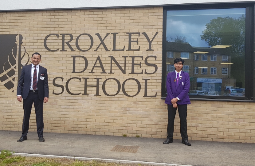 Gagan Mohindra MP with Year 10