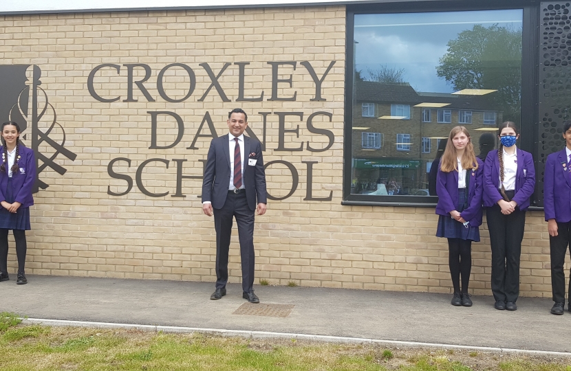 Gagan Mohindra MP with Year 9