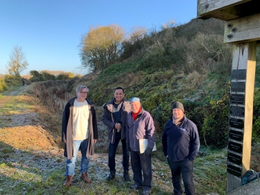 Group Photo with Wendover Canal Trust and the Chiltern Society